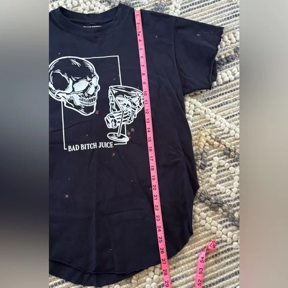 Pebby Forevee Skull Bad B****Juice Tee - Picture 6 of 6